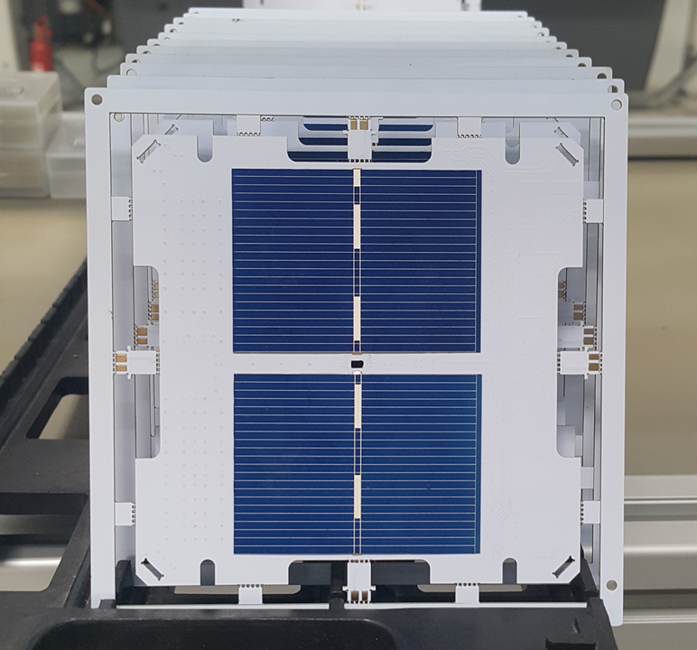 Photovoltaic modules for LED road markers during production