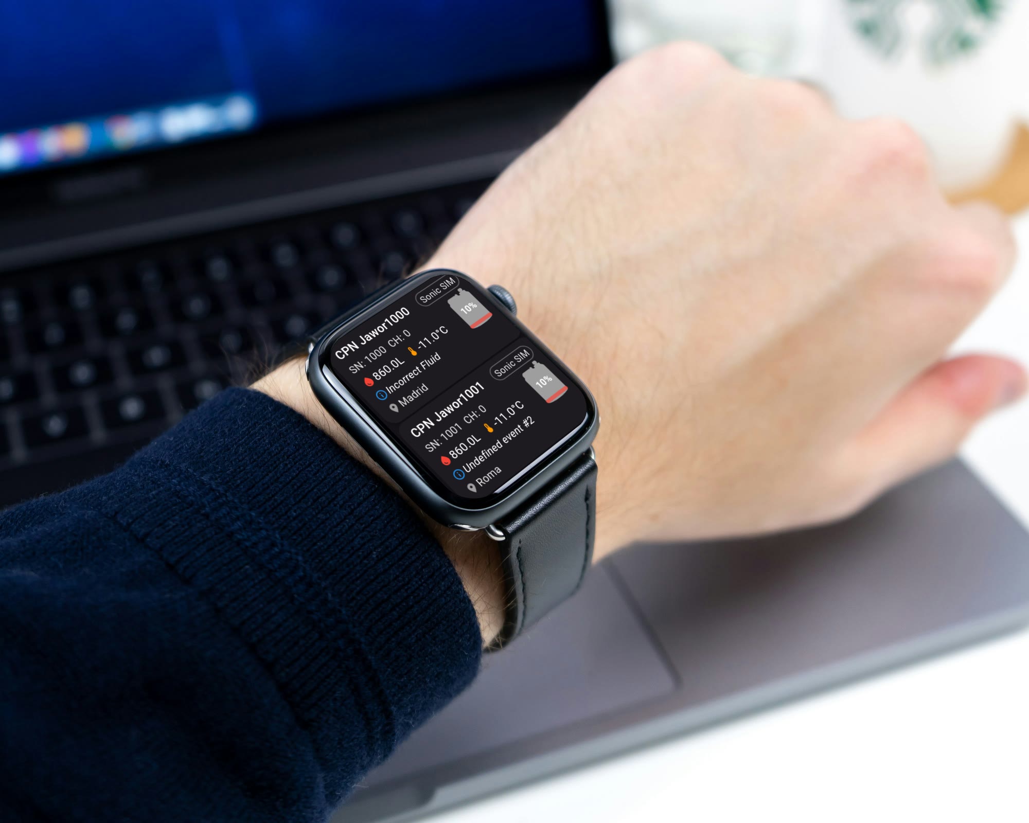 LIPREMOS Wear OS application showing tank status and alarms